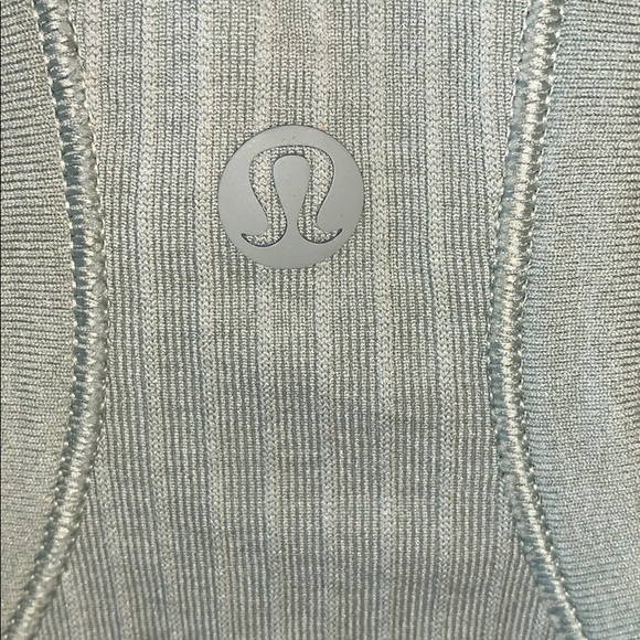 Light green Lulu Lemon Tank top - Picture 3 of 5